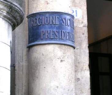 Ars, via libera alla norma su ex sportellisti