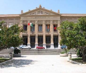 Messina – Servizi essenziali a rischio stop senza bilancio, Comune nel caos Messina – Servizi essenziali a rischio stop senza bilancio, Comune nel caos