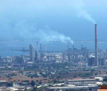 Cattivi odori, ennesimo caso inviato esposto a Procura Siracusa