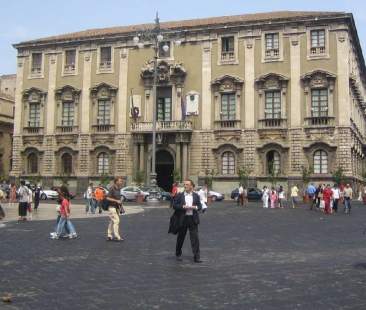 Catania – Tra luci e ombre, il bilancio di 34 mesi della Giunta Bianco