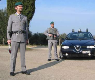 Catania – Lavoro irregolare, una violazione a ogni controllo Catania – Lavoro irregolare, una violazione a ogni controllo