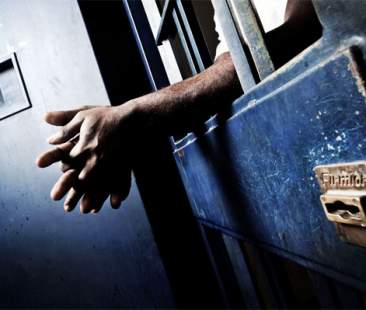 Suicidi in carcere, circa 3 al mese. Il Ministero prova a porre un argine