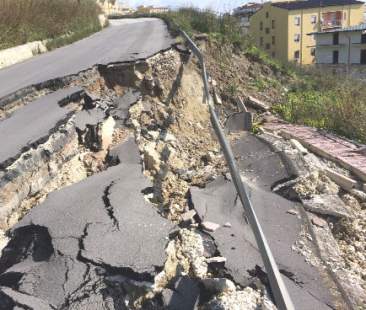 Rischio idrogeologico, in Sicilia 360 Comuni in pericolo su 390 Rischio idrogeologico, in Sicilia 360 Comuni in pericolo su 390