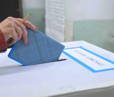Elezioni, ancora scarsa l’affluenza alle urne