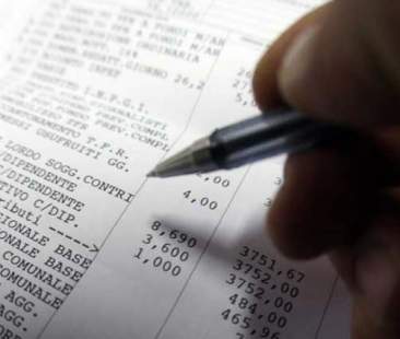 Bonus di 80 euro in busta paga per errore: deve essere restituito