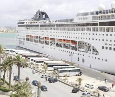 Crociere, in Sicilia si viaggia in alto mare