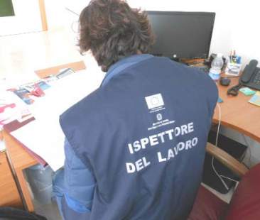 Regione e consulenti del lavoro insieme per potenziare i controlli Regione e consulenti del lavoro insieme per potenziare i controlli