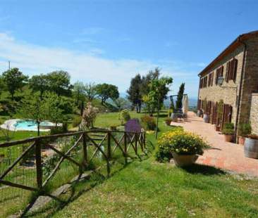 Vacanze, è boom negli agriturismi