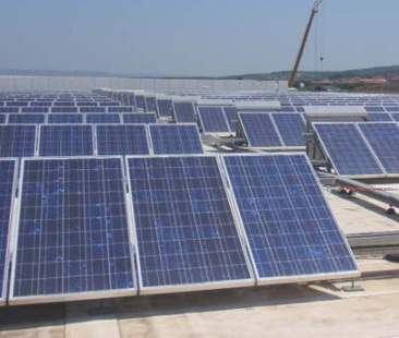 Entro il 2050 oltre 60 mln di tonnellate di pannelli fotovoltaici in disuso Entro il 2050 oltre 60 mln di tonnellate di pannelli fotovoltaici in disuso