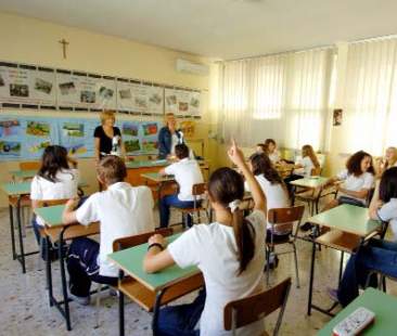 Scuola, assunti ma protestano. Faraone: via Governo giusta