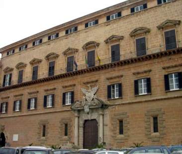 La riforma elettorale scontenta l’opposizione