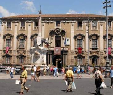 Catania – Trasporti, la crisi dell’Amt arriva a Palazzo degli Elefanti
