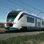 Treni a lunga percorrenza, metà in orario