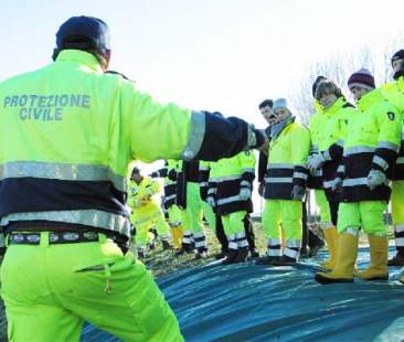 Protezione civile: si salvi chi può