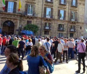 Iscrizione all’albo ingarbugliata per gli ex sportellisti multifunzionali Iscrizione all’albo ingarbugliata per gli ex sportellisti multifunzionali