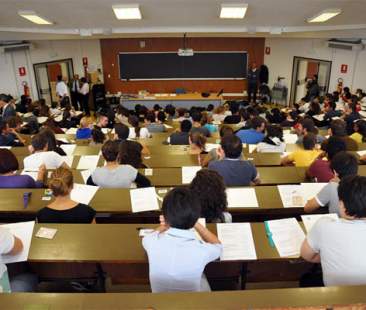 Università, tasse in calo per gli studenti italiani Università, tasse in calo per gli studenti italiani