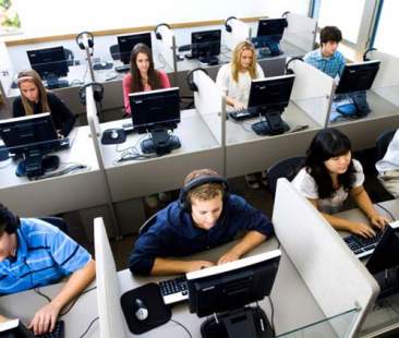 Almaviva, specchio della crisi dei call center