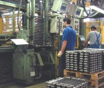 Segnali di ripresa in attenuazione. Crollo dell’export, male l’industria Segnali di ripresa in attenuazione. Crollo dell’export, male l’industria