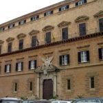 Ars, taglio indennità da 11.100 a 7.000 di euro