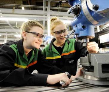 La Regione siciliana caccia i giovani dalle botteghe