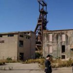 Gli operai forestali nelle miniere dismesse