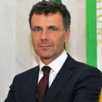 A.A.A. Dirigente qualificato cercasi. Alessandro Baccei “Assunti agronomi, archittetti. Che ci faccio io?”