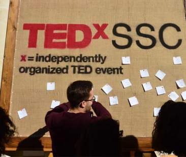 TEDxSSC, le piccole rivoluzioni che cambiano il mondo TEDxSSC, le piccole rivoluzioni che cambiano il mondo