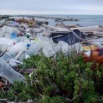 Mediterraneo un mare di plastica