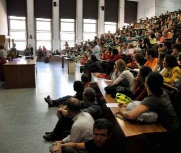 UniPa, al via selezioni per docenti e ricercatori UniPa, al via selezioni per docenti e ricercatori