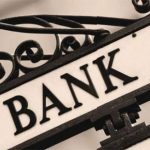 La banca deve conservare gli estratti conto oltre i 10 anni