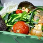 Con il cibo gettato nei cassonetti si possono riscaldare 46 mila case