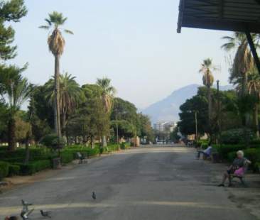 Palermo – Favorita, il Comune non si arrende e ripropone la pedonalizzazione