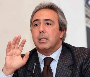 Fisco, spunta un dossier: “Antonio Fiumefreddo moroso”