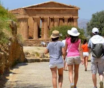 Vacanze di Pasqua, Sicilia invasa dai turisti