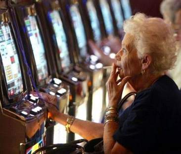 Gioco d’azzardo: ecco cosa crea la dipendenza nei giocatori Gioco d’azzardo: ecco cosa crea la dipendenza nei giocatori