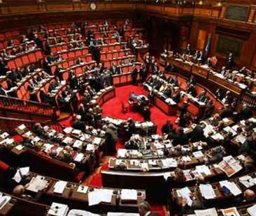 Vitalizi, confermata l’abolizione per i parlamentari condannati