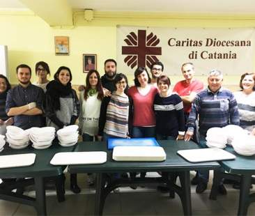 Fondazione Marilù Tregua e QdS a Librino per servire gli ultimi Fondazione Marilù Tregua e QdS a Librino per servire gli ultimi