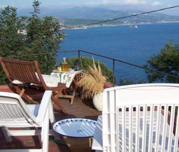 Ddl manovra, sì alla tassa Airbnb. Cedolare secca e aliquota al 21%