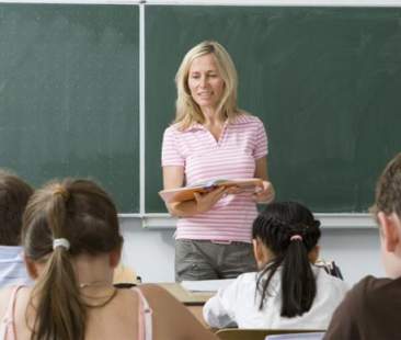 Scuola, i posti raddoppiano ma il rientro è complesso