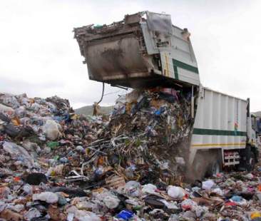 Rifiuti, Sicilia sull’orlo di una crisi. La Regione assicura: “Non è vero”