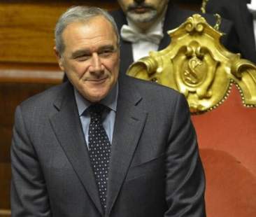Regionali, l’endorsement “bipartisan” a Pietro Grasso
