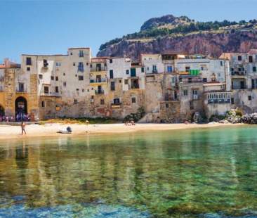 Sicilia, l’industria blu vede nero