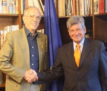 Domani il forum con il questore di Catania Giuseppe Gualtieri Domani il forum con il questore di Catania Giuseppe Gualtieri