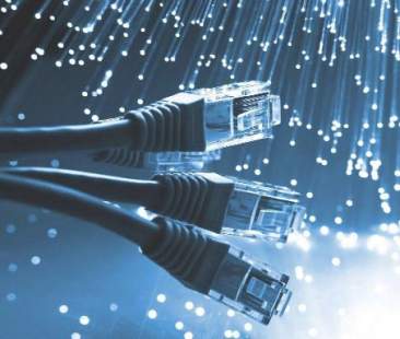 Fibra ottica a Giardini Naxos, una promessa per lo sviluppo