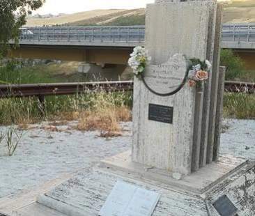 Anm: “Restaureremo stele del giudice Livatino”