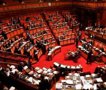 Tensione tra Pd e M5S sulla questione vitalizi