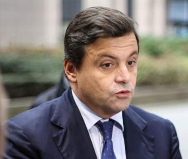 Calenda vara la riforma delle Camere di Commercio
