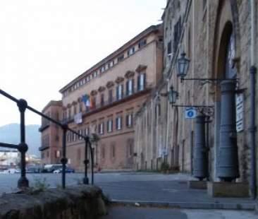 Statuto salva-privilegi iattura per i siciliani