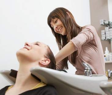 Parrucchieri ed estetisti, in Sicilia due mestieri che non hanno crisi