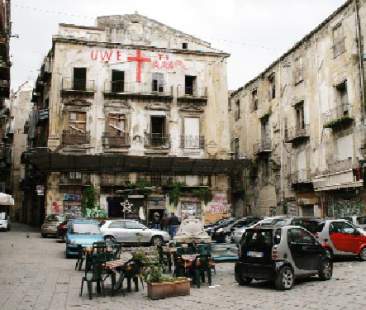 Centri storici: tutti giù per terra